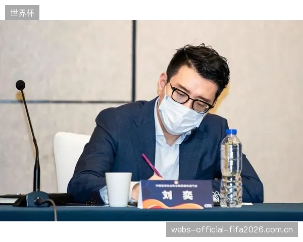 中国足协裁判部开始部署压电薄膜鞋垫，旨在客观评估并提升中超裁判员的跑动覆盖能力
